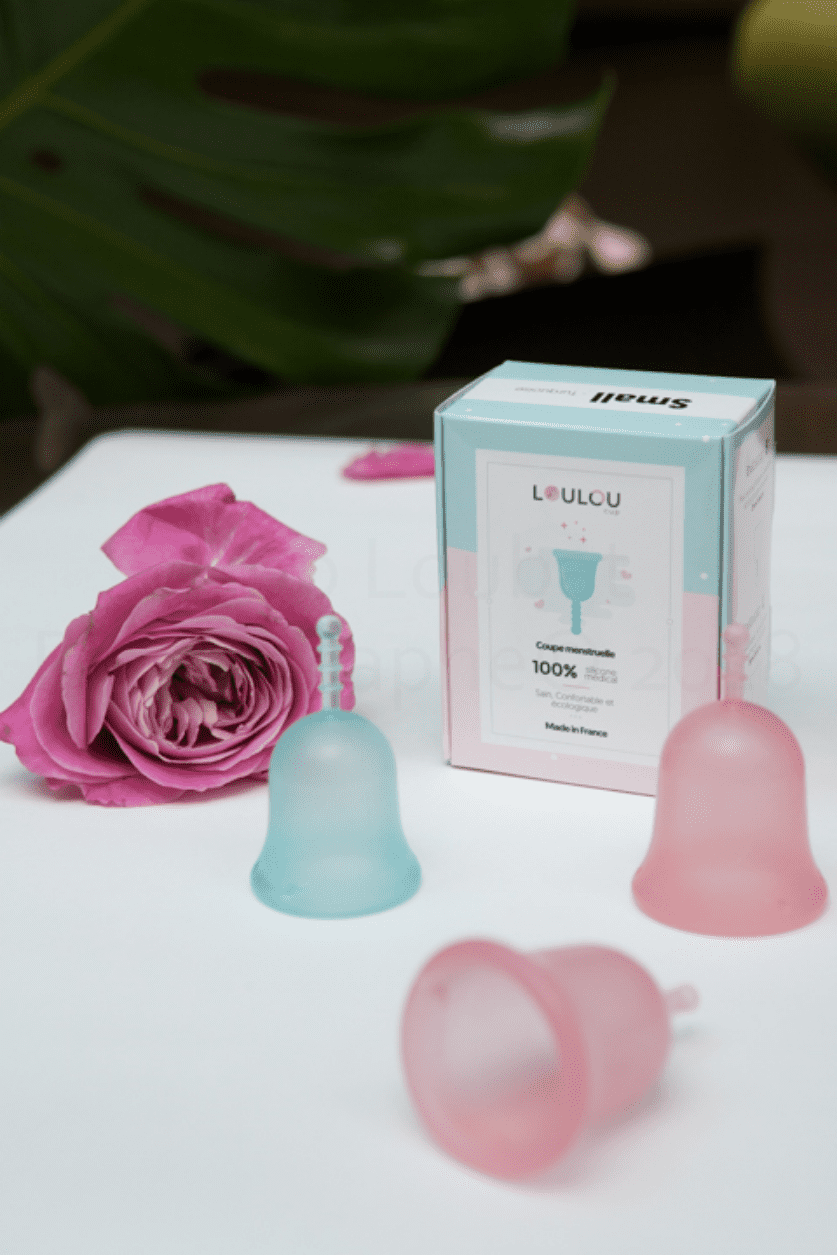 Position de la coupe menstruelle Position de la coupe menstruelle
